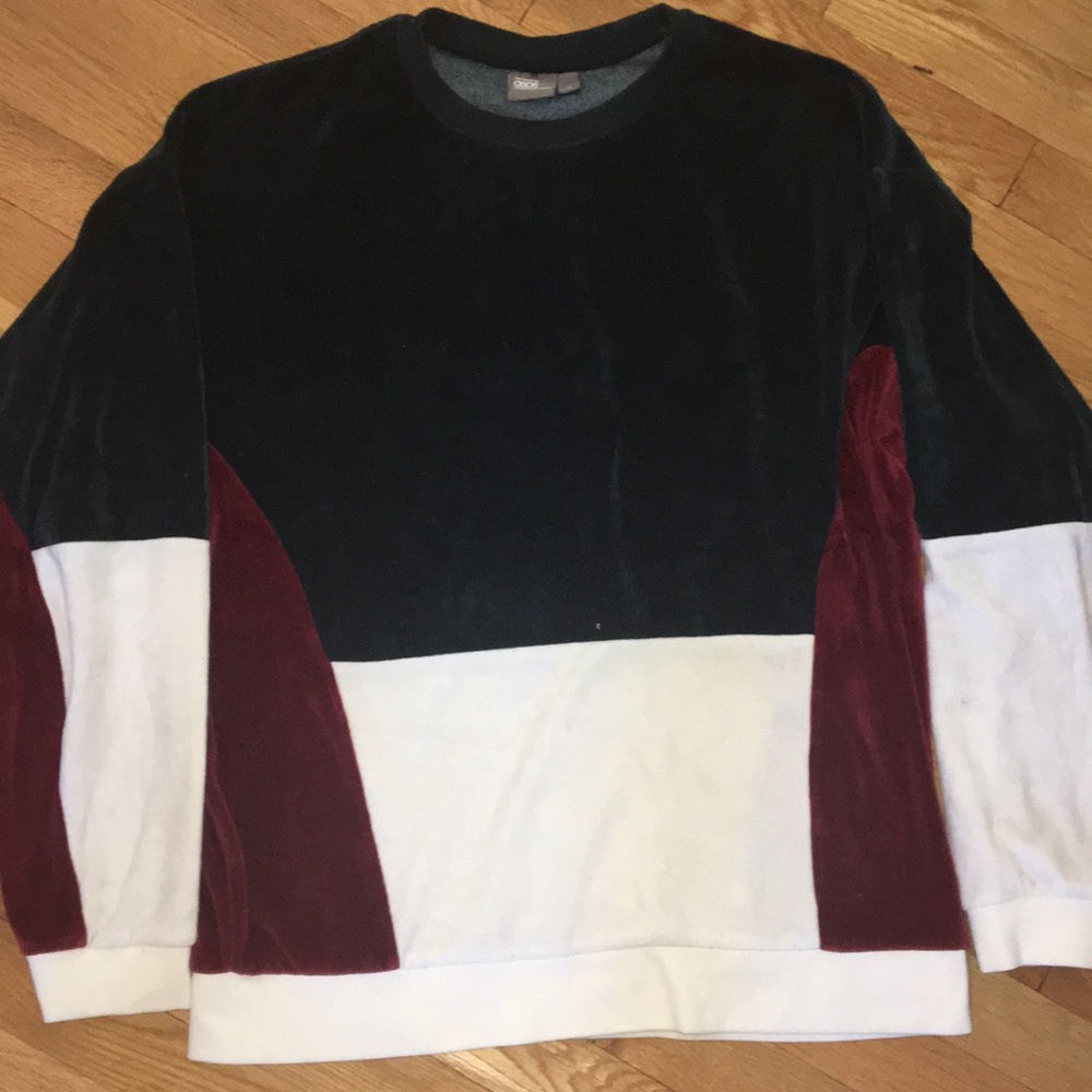 Dark green, red, and white Velvet crewneck.